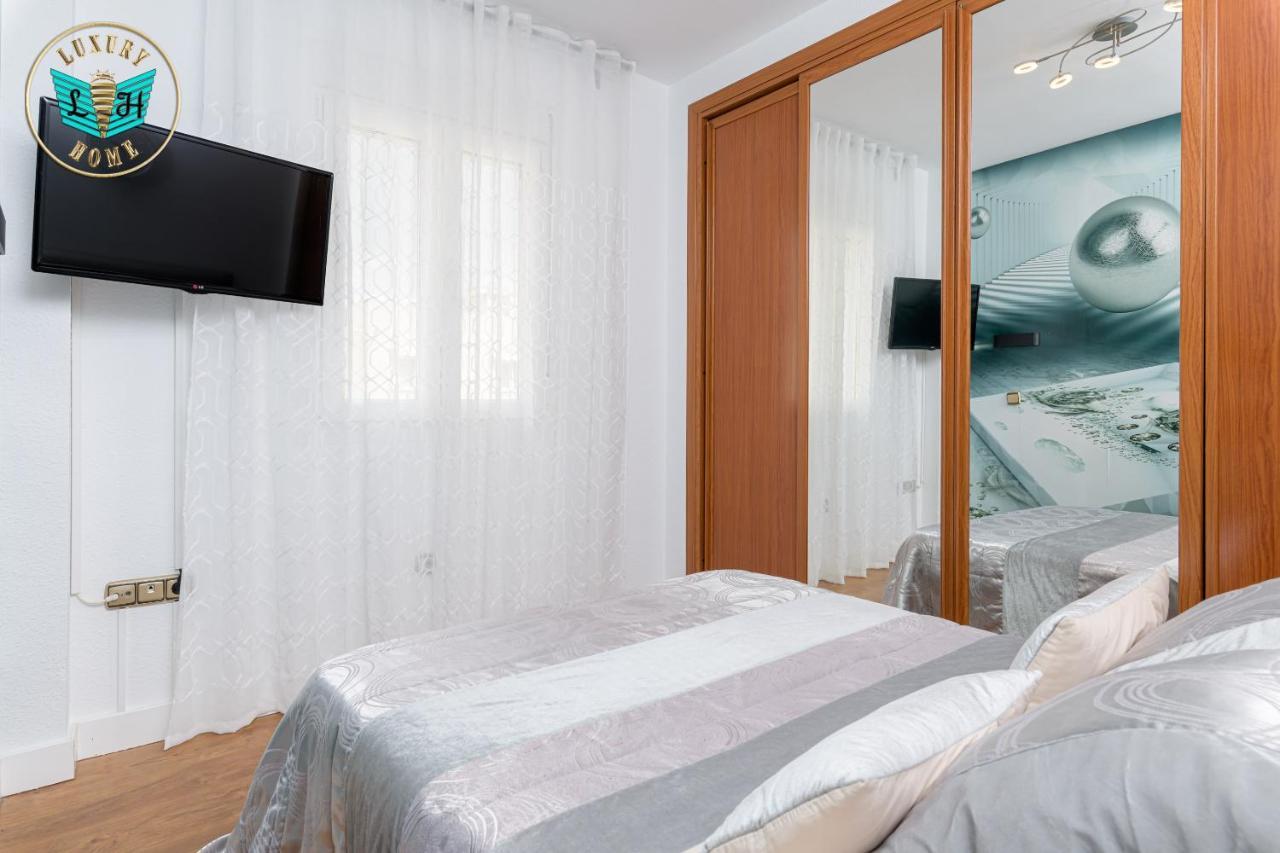 Apartment Luxury With Terrace Málaga