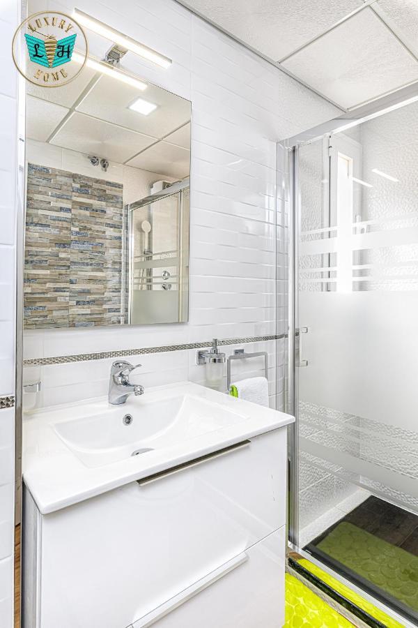 Luxury With Terrace Appartamento